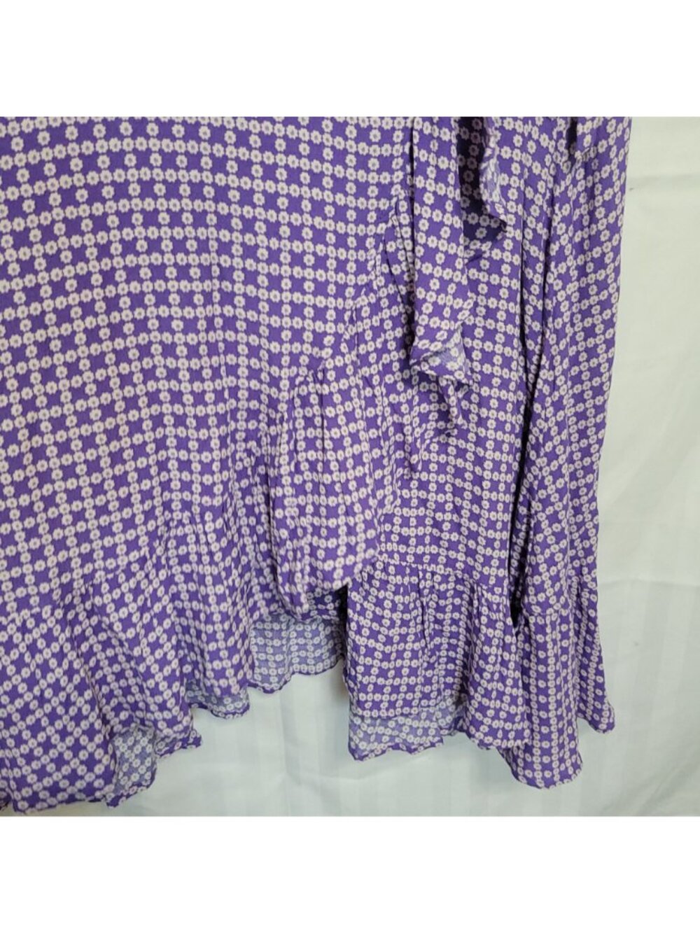 Per Una Purple Floral Midi Dress 20 Wrap Style Short Flutter Sleeve Ruffle Hem - Picture 6 of 15